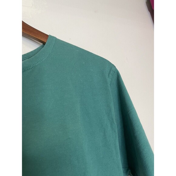 The Disney Store The Seven Dwarfs Team 1/4 Button Down Tee Unisex Small Flaw - Picture 7 of 9